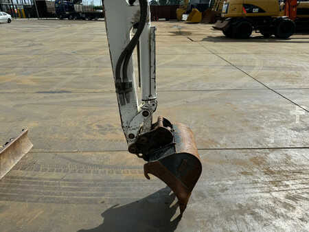 Yanmar SV18 - 998 Hours