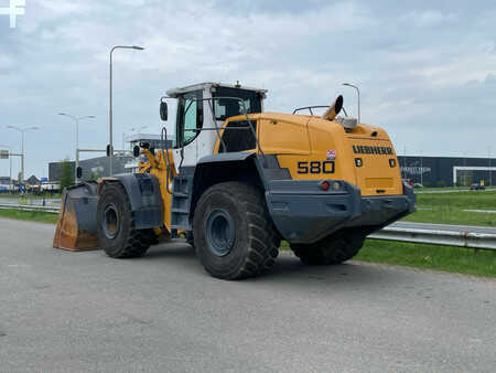 Kolové nakladače 2015 Liebherr L580 (3)