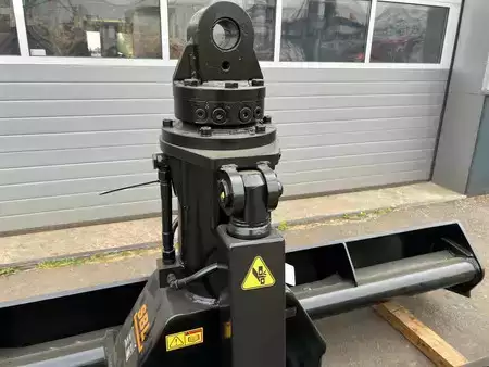 Escavatori cingolati 2011 SBL  (11)