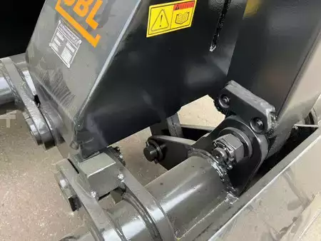 Escavatori cingolati 2011 SBL  (14)