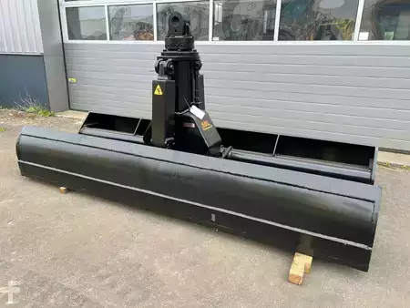 Escavatori cingolati 2011 SBL  (2)