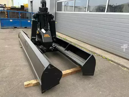Escavatori cingolati 2011 SBL  (5)