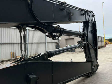 Hydraulic Excavators 2016 Volvo EC380E HR UHD (34)