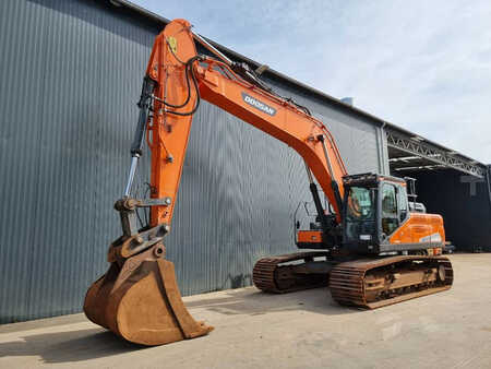 Kettenbagger 2016 Doosan DX300LC-5 (1)