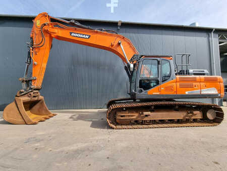 Doosan DX300LC-5