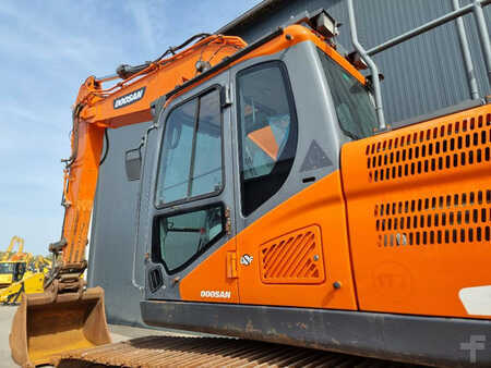 Kettenbagger 2016 Doosan DX300LC-5 (6)