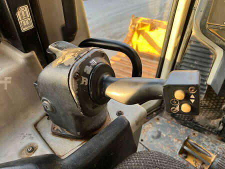 Dozer Apripista 2010 Caterpillar D6T LGP (32)