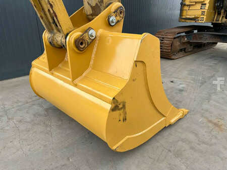 Caterpillar 325F LCR