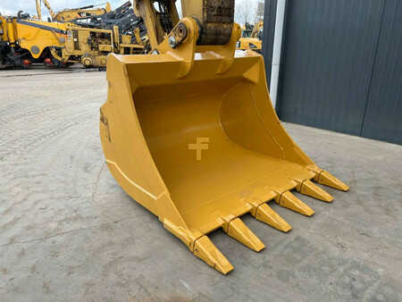 Caterpillar 325F LCR