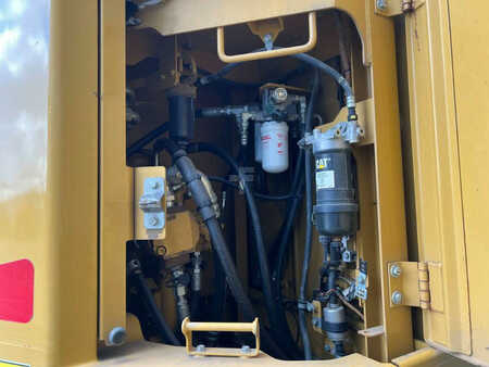 Caterpillar 325F LCR
