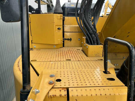Caterpillar 325F LCR