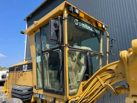 Grader 2006 Caterpillar 140H (9)