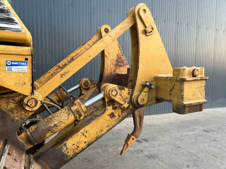 Escavadoras 1996 Caterpillar D7H (11)