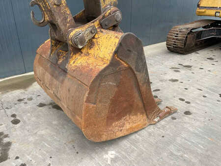 Beltegraver 1992 Caterpillar 325LN (20)