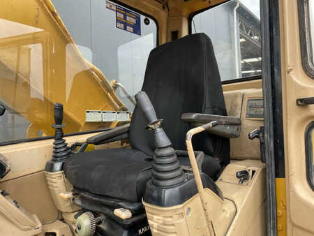 Beltegraver 1992 Caterpillar 325LN (22)