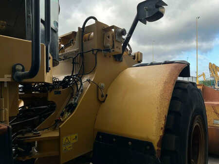 Wheel Loaders 2013 Caterpillar 972K (20)