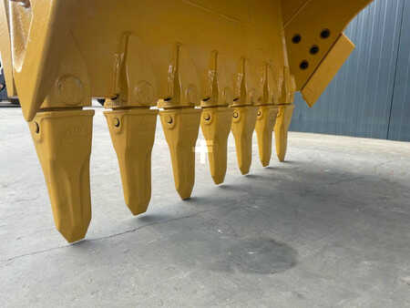 Pelles sur chenilles 2012 Caterpillar 349E L (14)