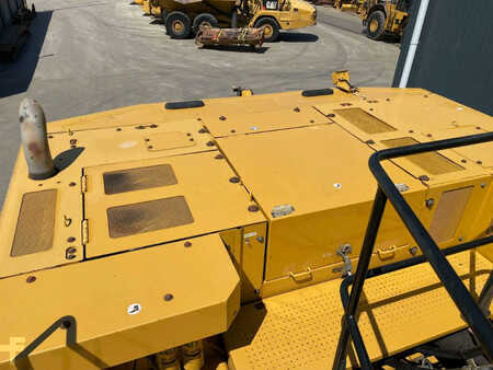 Excavadoras de cadenas 2015 Caterpillar 374F L (17)