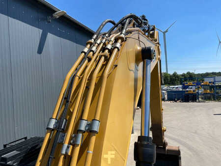 Excavadoras de cadenas 2015 Caterpillar 374F L (18)