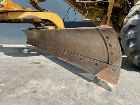 Graders 1987 Caterpillar 140G (13)
