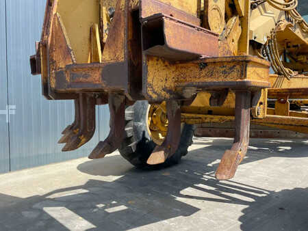 Graders 1987 Caterpillar 140G (19)
