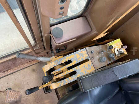 Graders 1987 Caterpillar 140G (22)