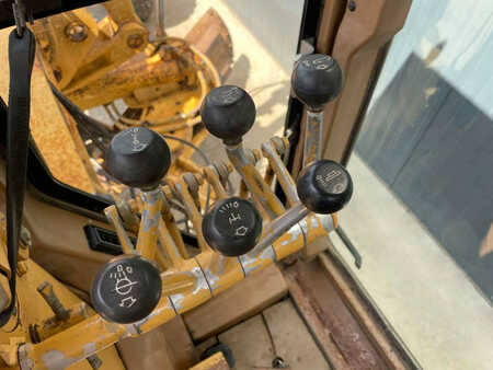 Graders 1987 Caterpillar 140G (24)