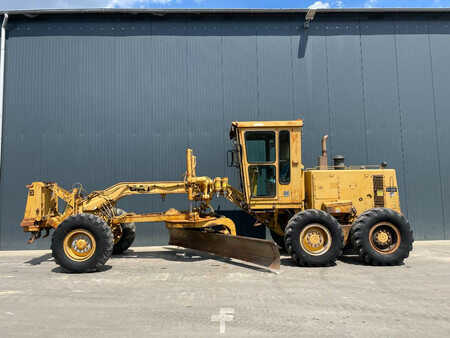Grejdry 1987 Caterpillar 140G (32)
