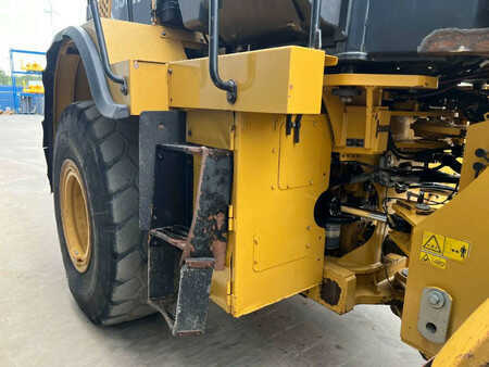 Carregadeira de rodas 2012 Caterpillar 950K (18)
