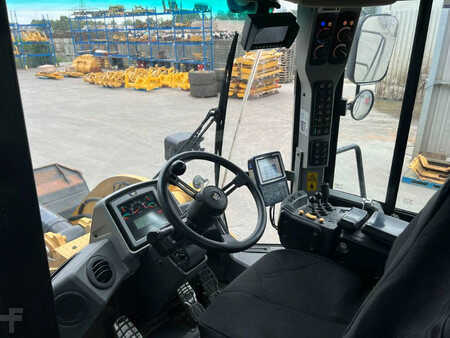 Carregadeira de rodas 2012 Caterpillar 950K (34)