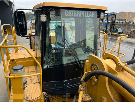 Wheel Loaders 2005 Caterpillar 988H (25)