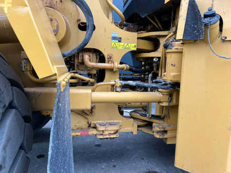 Wheel Loaders 2005 Caterpillar 988H (31)
