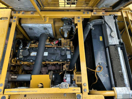 Pelles sur chenilles 2009 Caterpillar 328D LCR (31)