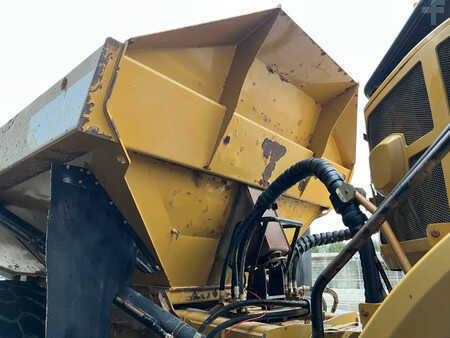 Dumpers articulados 2013 Caterpillar 735B (14)