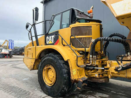 Dumpers articulados 2013 Caterpillar 735B (17)