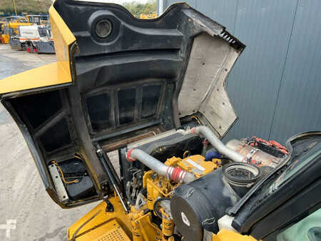 Dumpers articulados 2013 Caterpillar 735B (39)