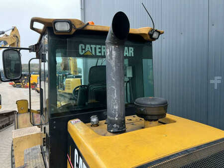 Wheel Loaders 2000 Caterpillar 938G (13)