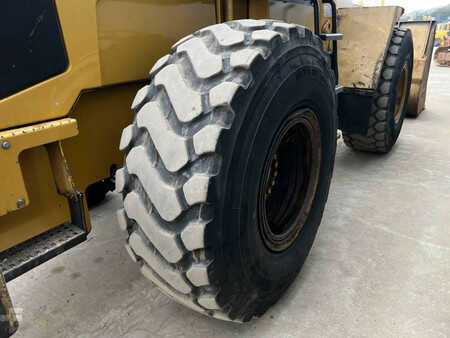 Wheel Loaders 2000 Caterpillar 938G (26)