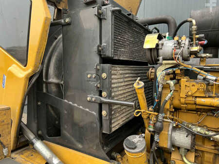 Wheel Loaders 2000 Caterpillar 938G (39)