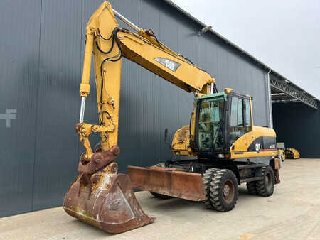 Mobilbagger 2003 Caterpillar M318C (1)