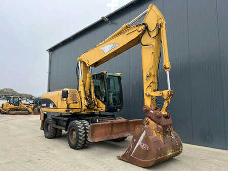 Mobilbagger 2003 Caterpillar M318C (3)