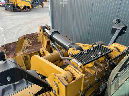 Carregadeira de rodas 2014 Caterpillar 966M (28)