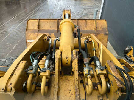 Pyöräkuormaajat 2006 Caterpillar 962H - Full Steering (11)