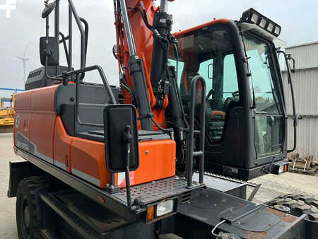 Mobilbagger 2016 Doosan DX170W-5 (10)