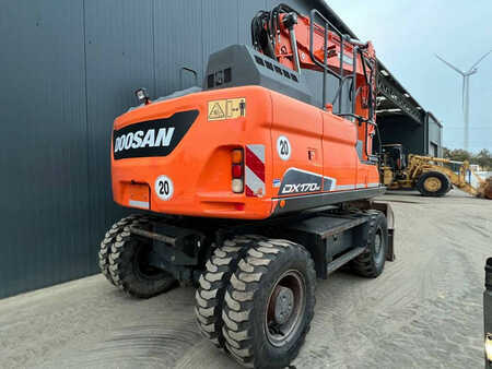 Mobilbagger 2016 Doosan DX170W-5 (4)