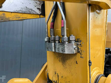 Hjulgraver 2016 Caterpillar M316F (18)