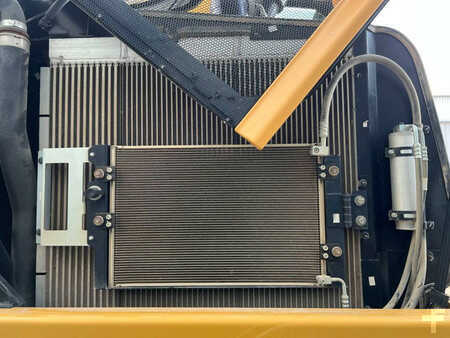 Hjulgraver 2016 Caterpillar M316F (31)