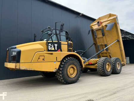 Articulated Dump Trucks 2014 Caterpillar 735B (7)