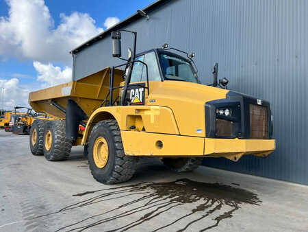 Articulated Dump Trucks 2013 Caterpillar 735B (3)