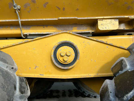 Dumpers articulados 2013 Caterpillar 735B (35)
